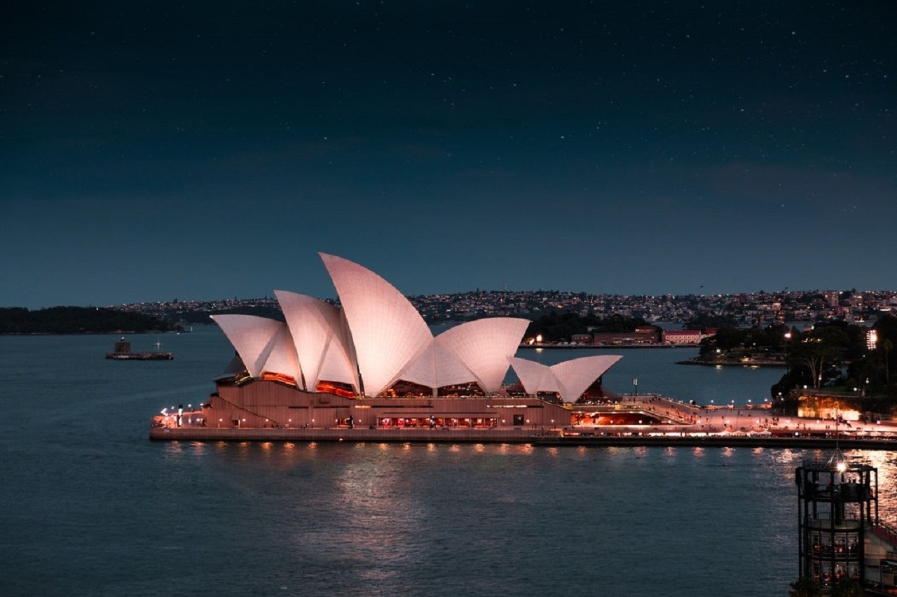 Ăn tối trên thuyền Sydney Showboat