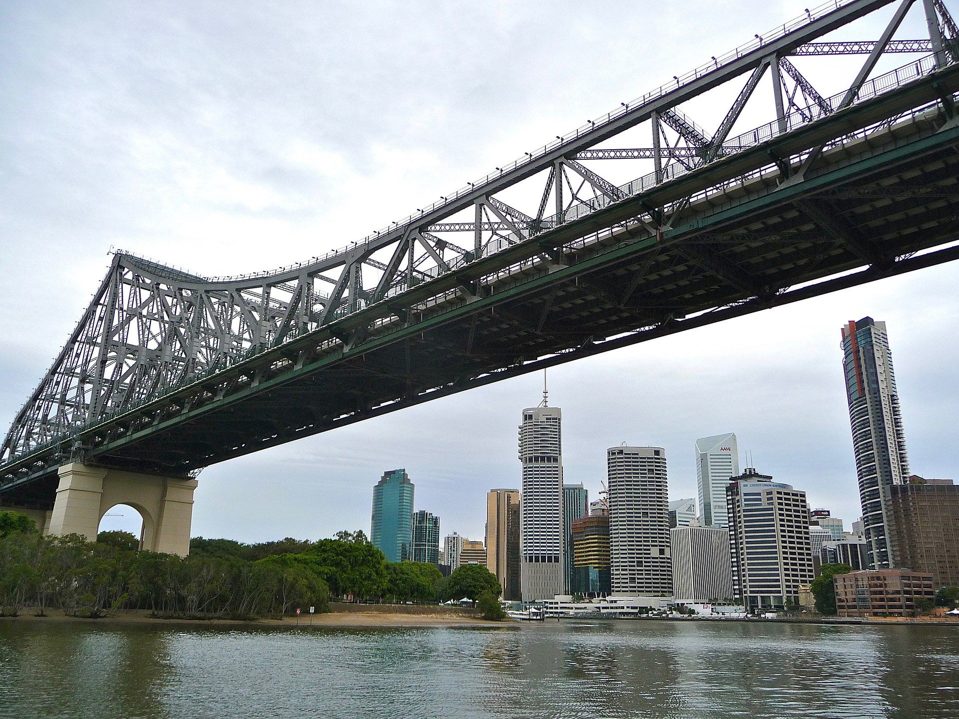 Brisbane Coach and Cruise Tour from the Gold Coast