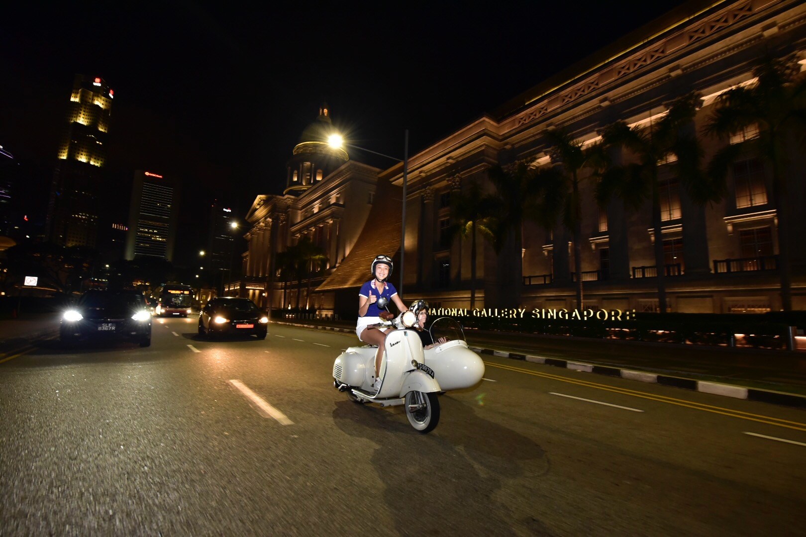 Chuyến xe đêm Singapore Sidecar