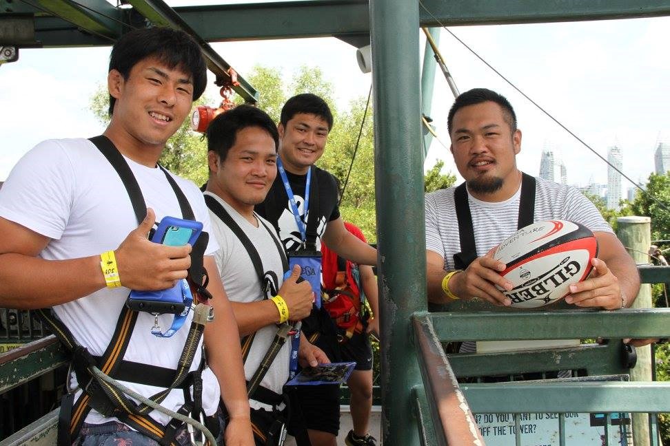 COMBO: MegaZip, MegaJump và MegaClimb + Bảo tàng Trick Eye Singapore