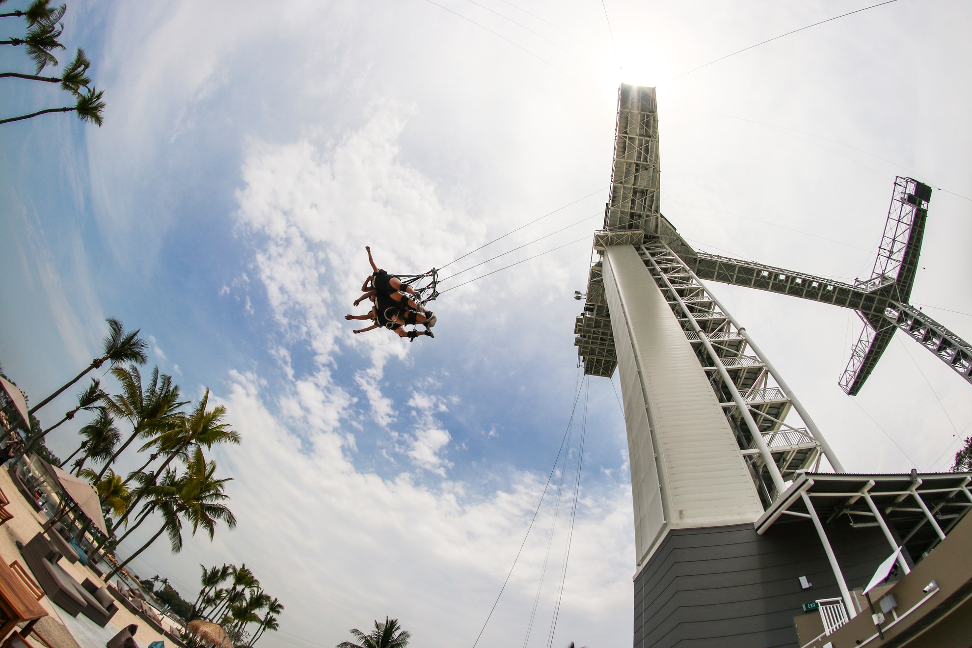 COMBO: S.E.A. Aquarium™ + Sentosa FUN Pass 