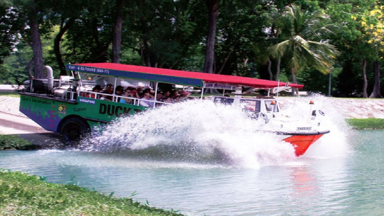 COMBO: The Original Singapore DUCKtour + Singapore Flyer