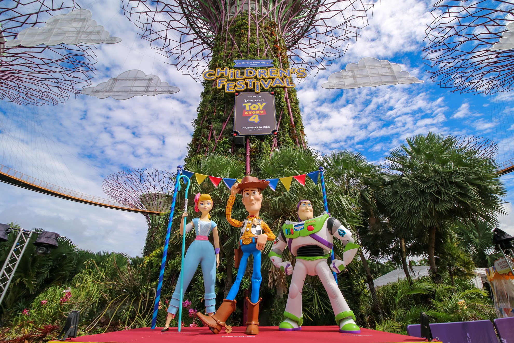COMBO: Vé Madame Tussauds™ + Vé Gardens by the Bay