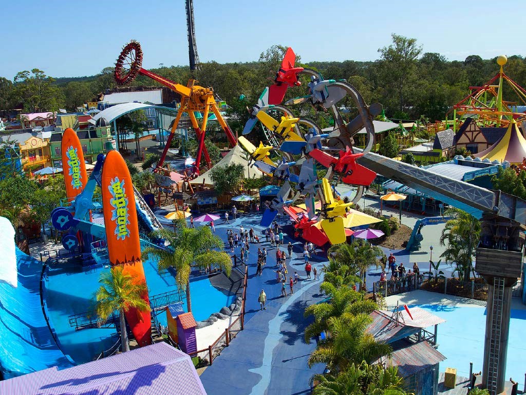 Dreamworld với xe đưa đón từ Brisbane