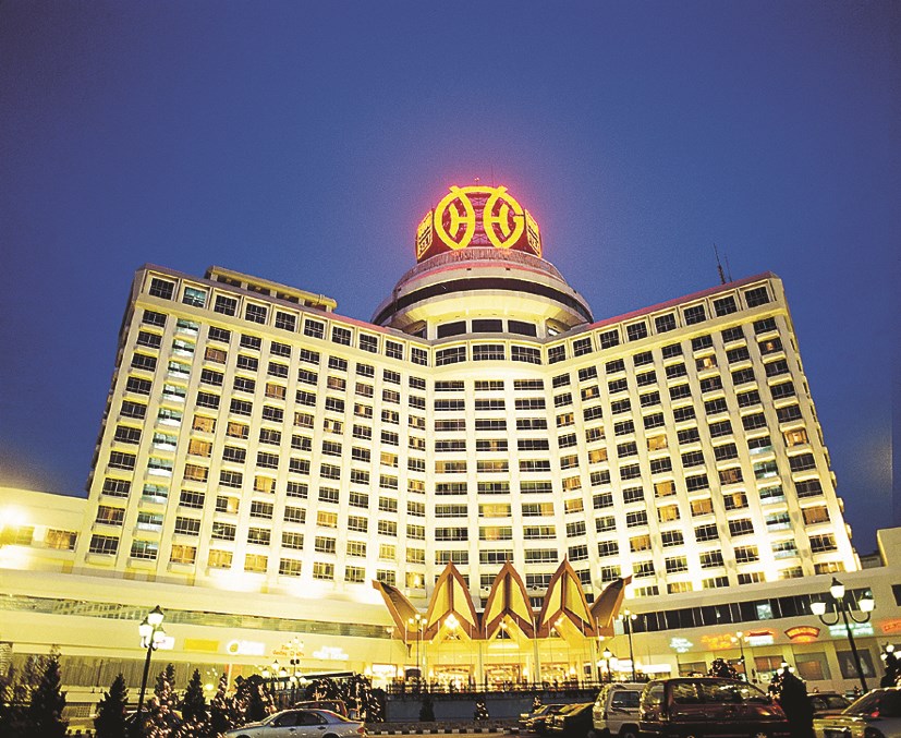 Resorts World Genting Highlands Experience with Transfer