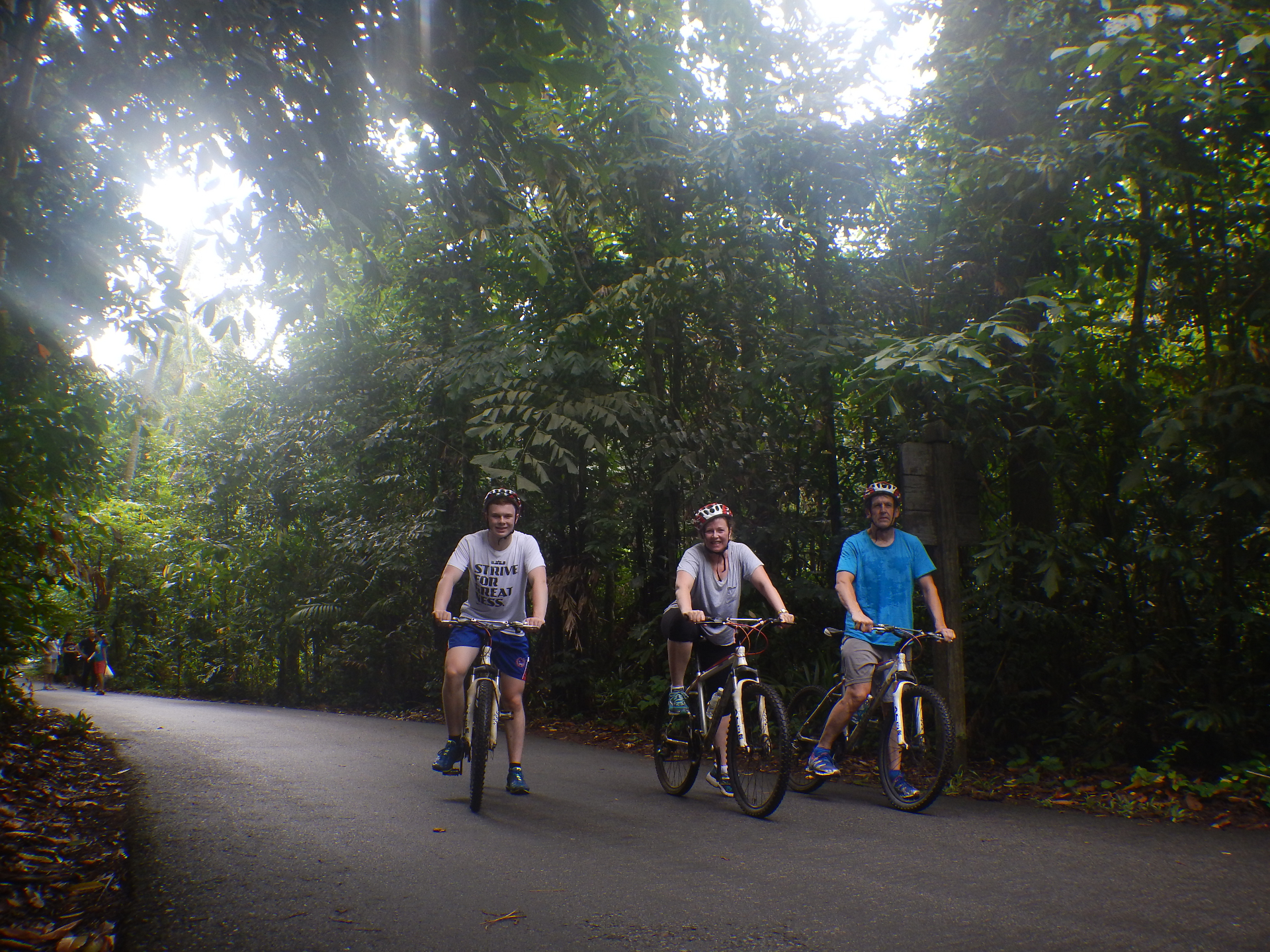 Tour xe đạp tại Pulau Ubin