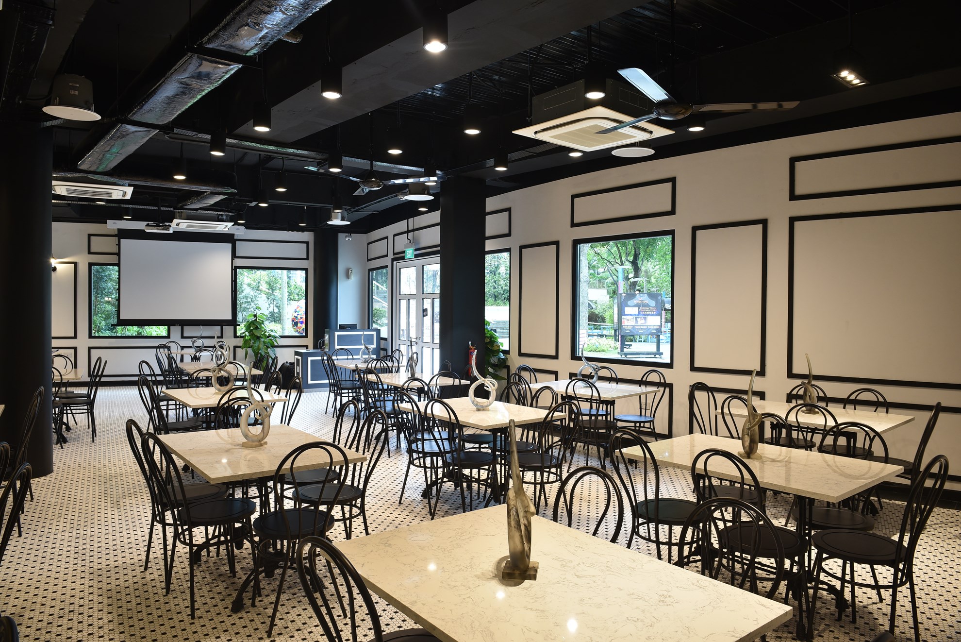 Trải nghiệm ẩm thực tại Mount Faber HOẶC Sentosa