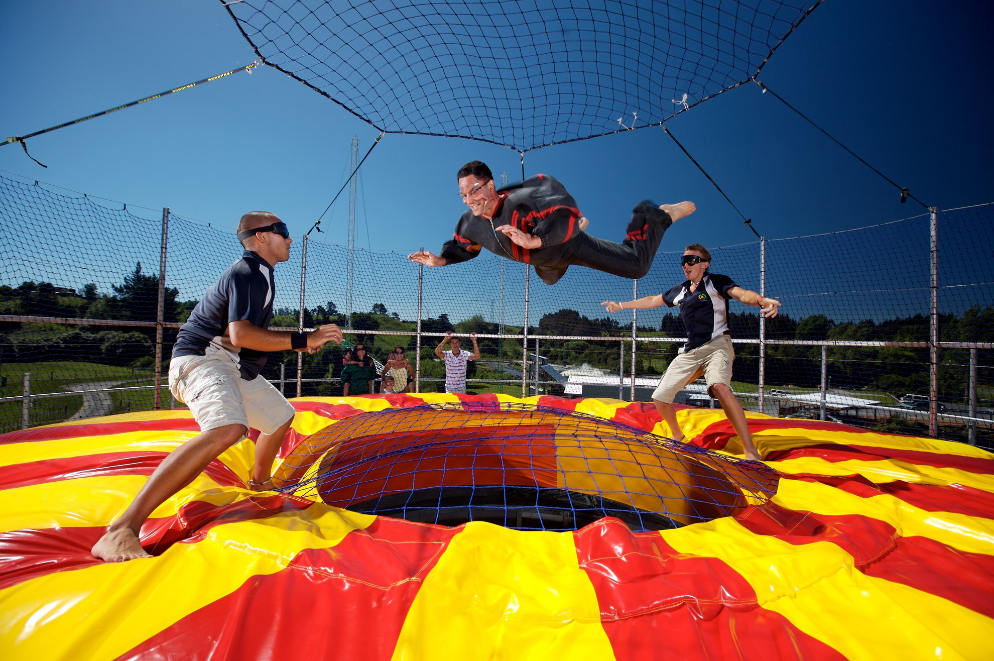 Velocity Valley - Freefall Xtreme (Bay lơ lửng trong cột gió khổng lồ)