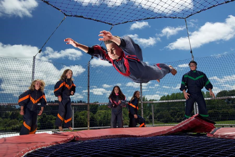 Velocity Valley - Freefall Xtreme (Bay lơ lửng trong cột gió khổng lồ)